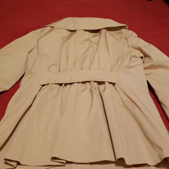 Jacket - Picture 3 of 5